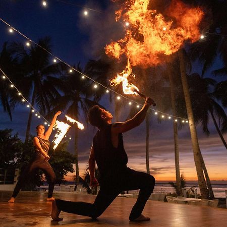 Movenpick Resort & Spa Boracay Yapak Exterior photo Luau at the Royal Hawaiian Hotel