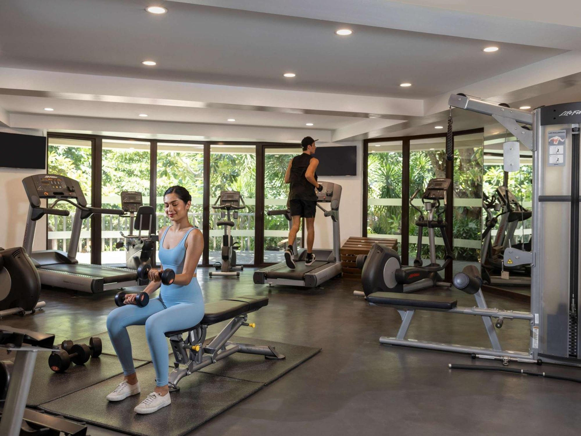 Movenpick Resort & Spa Boracay Yapak Exterior photo The gym at the hotel