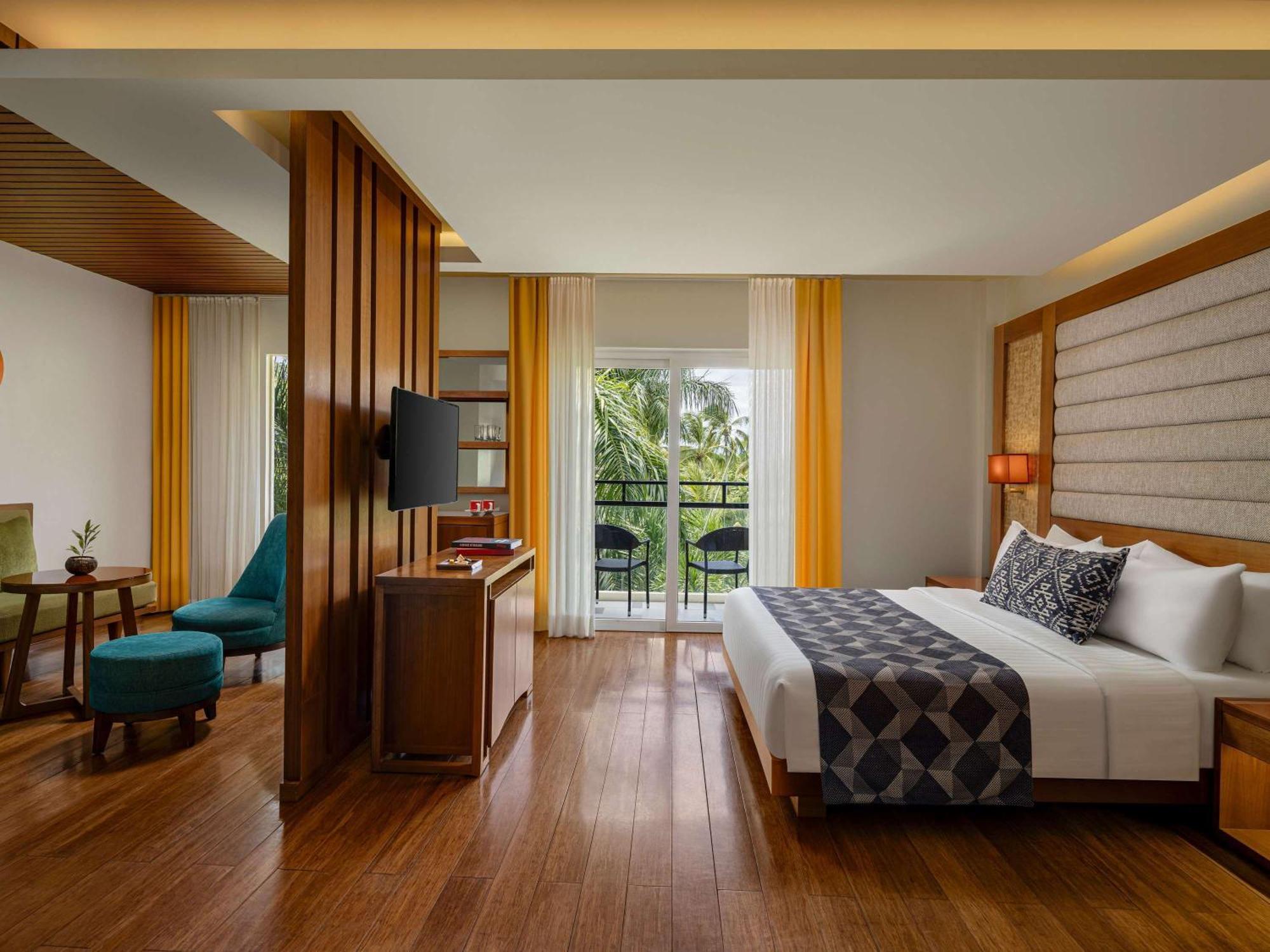 Movenpick Resort & Spa Boracay Yapak Exterior photo Deluxe Suite