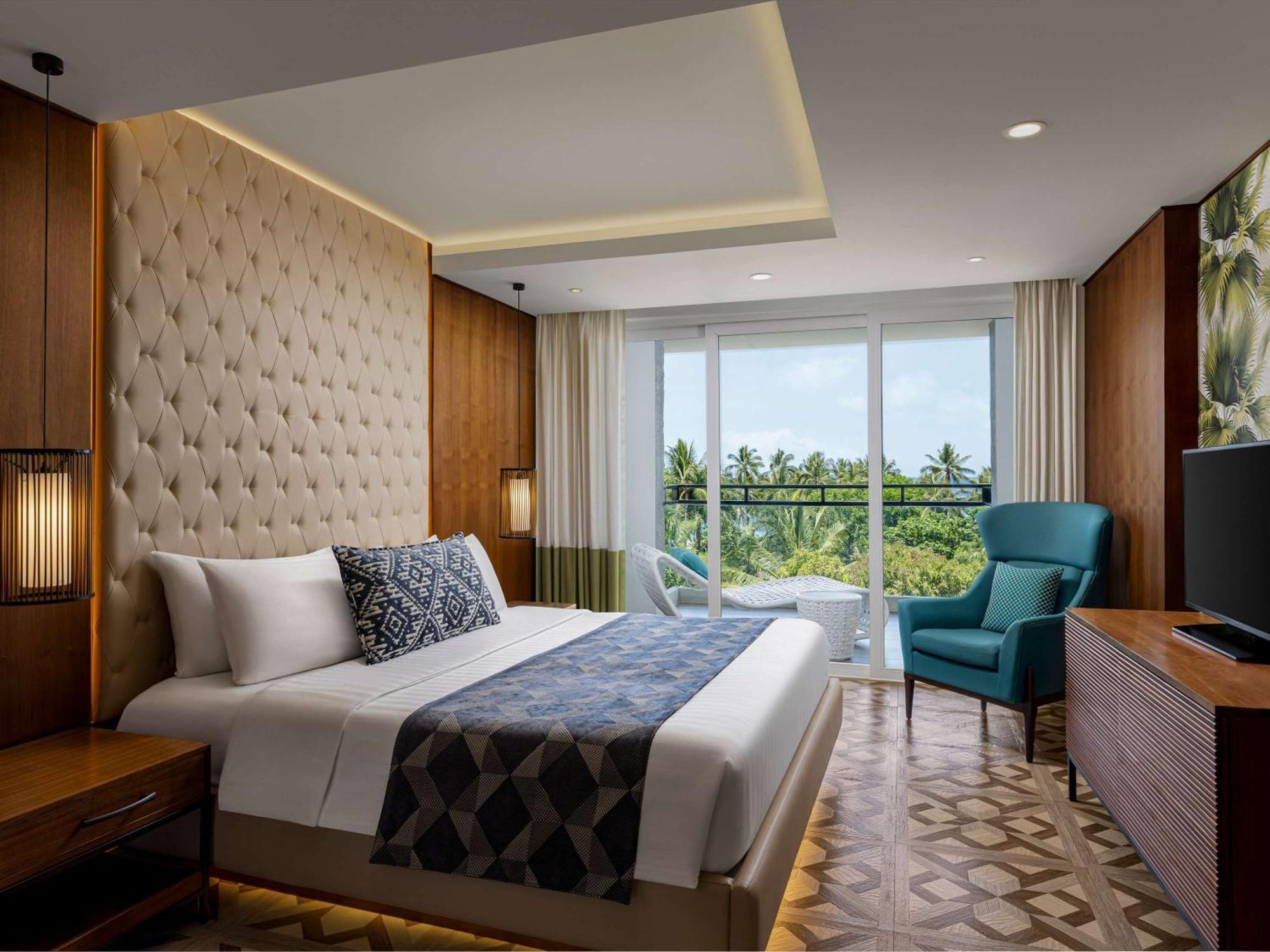 Movenpick Resort & Spa Boracay Yapak Exterior photo Deluxe Room